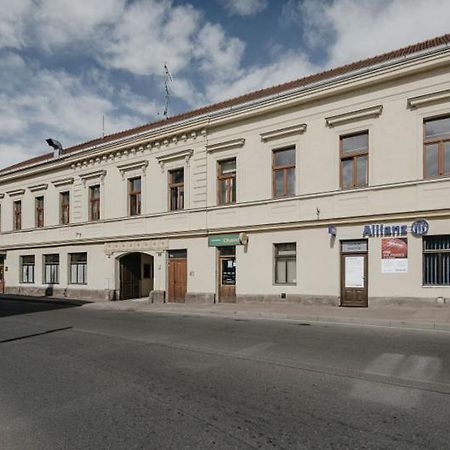 Apartman 3, Suvorovova 158 Cesky Brod Exteriör bild