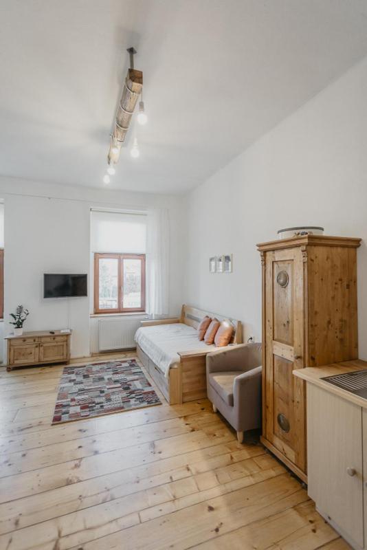 Apartman 3, Suvorovova 158 Cesky Brod Exteriör bild